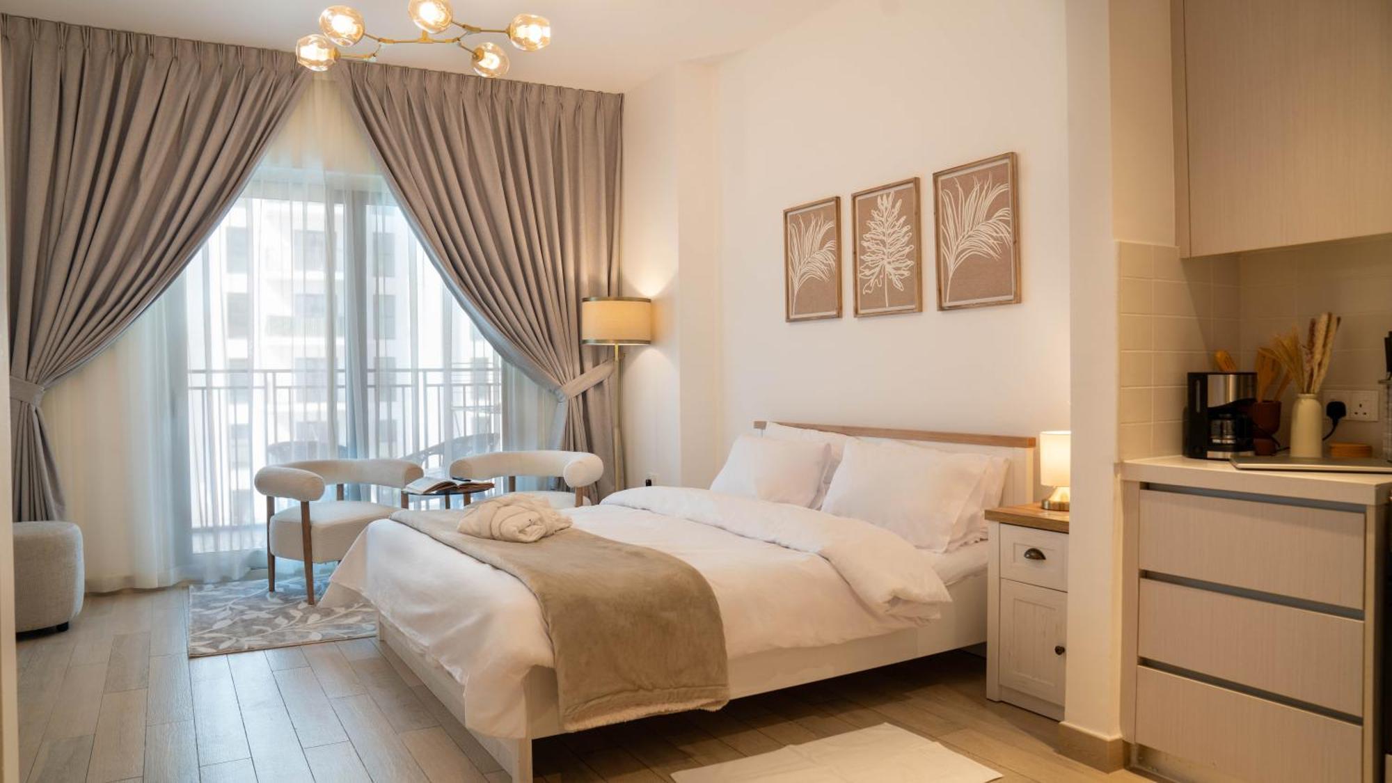 Apartment Classy Modern Canal And Pool View Abu Dhabi