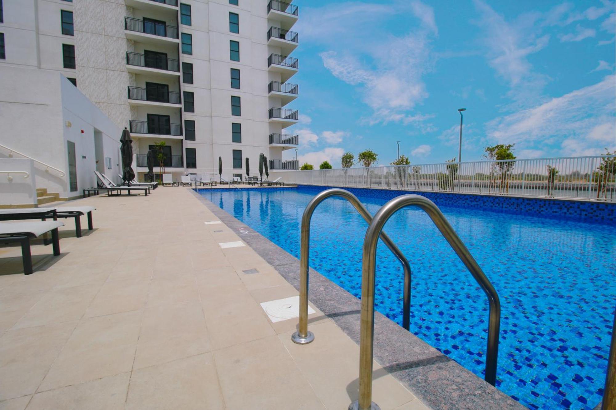 Classy Modern Canal And Pool View Apartment Abu Dhabi